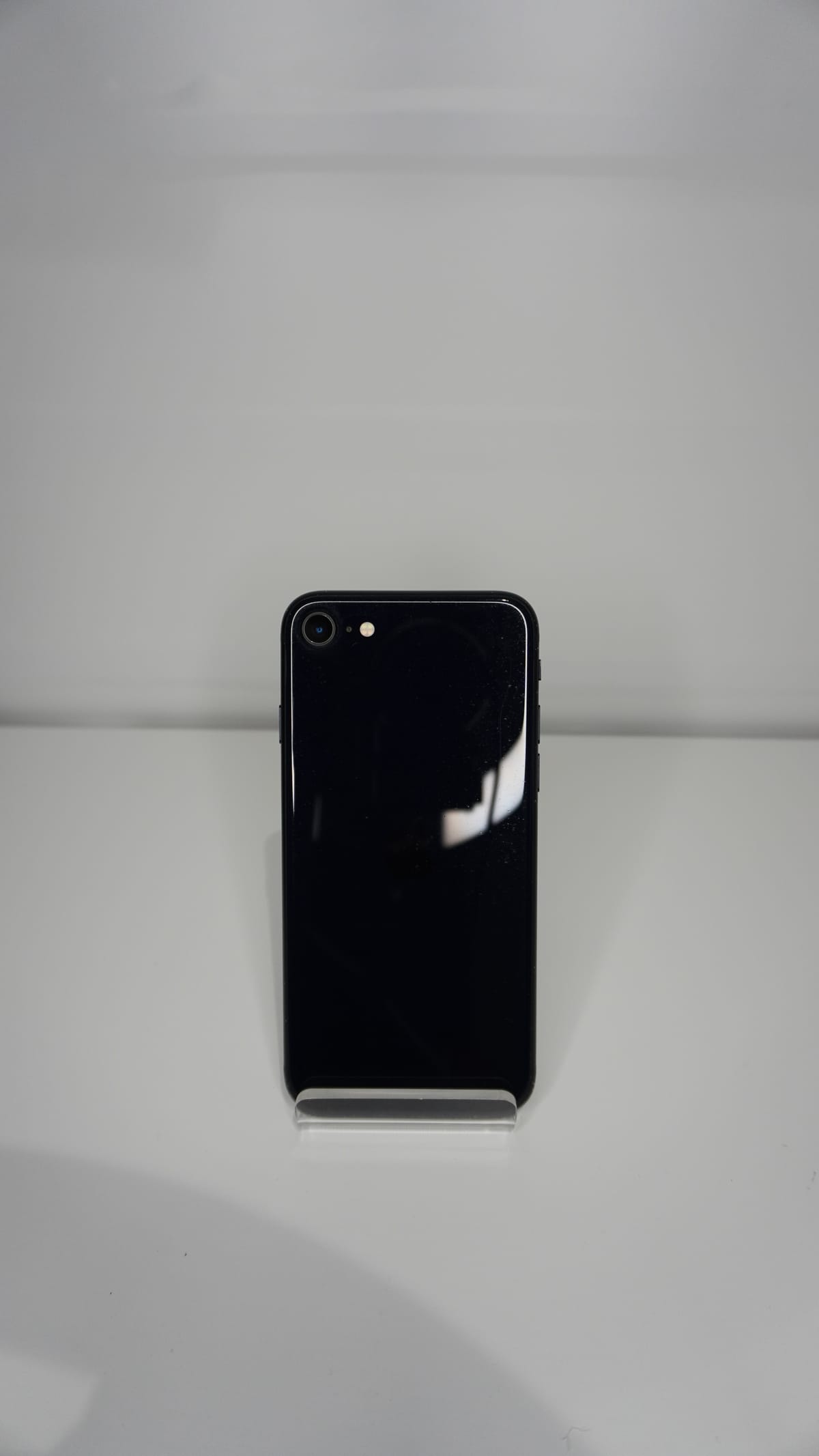 iPhone SE (2022) 64GB Midnight (Eco-friendly)