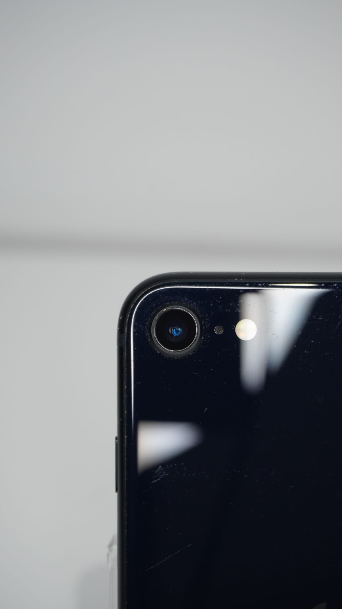 iPhone SE (2022) 64GB Midnight (Heel goed)