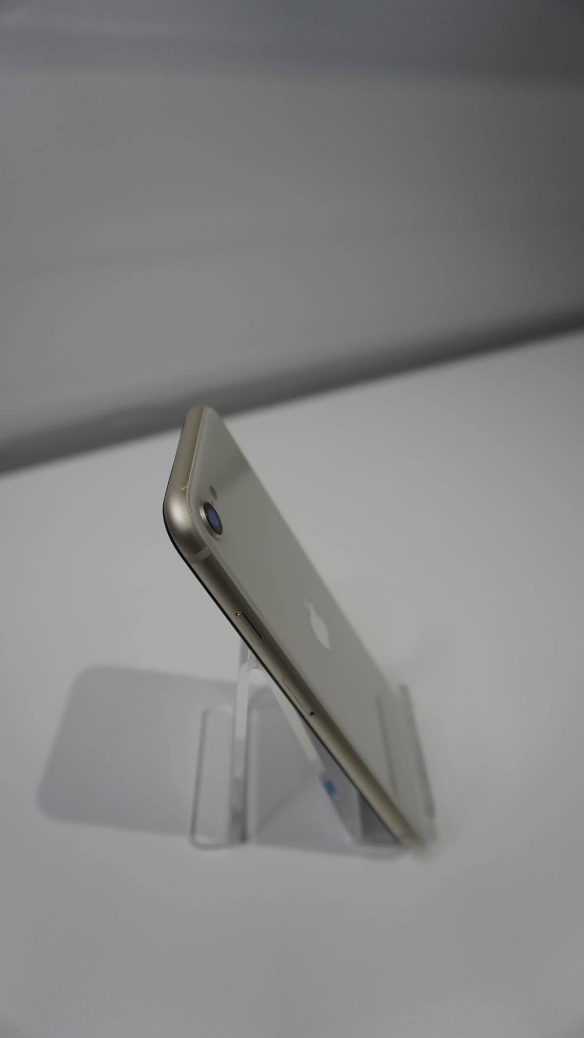 iPhone SE (2022) 64GB Starlight (Uitstekend)