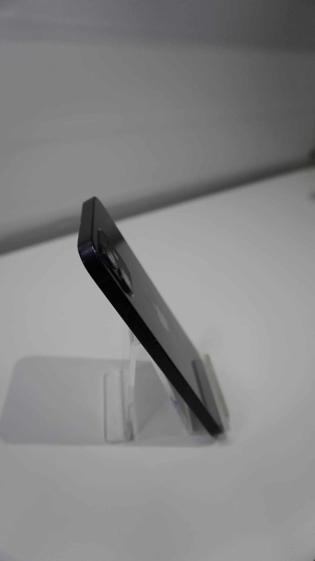iPhone 12 64GB Black (Eco-friendly)