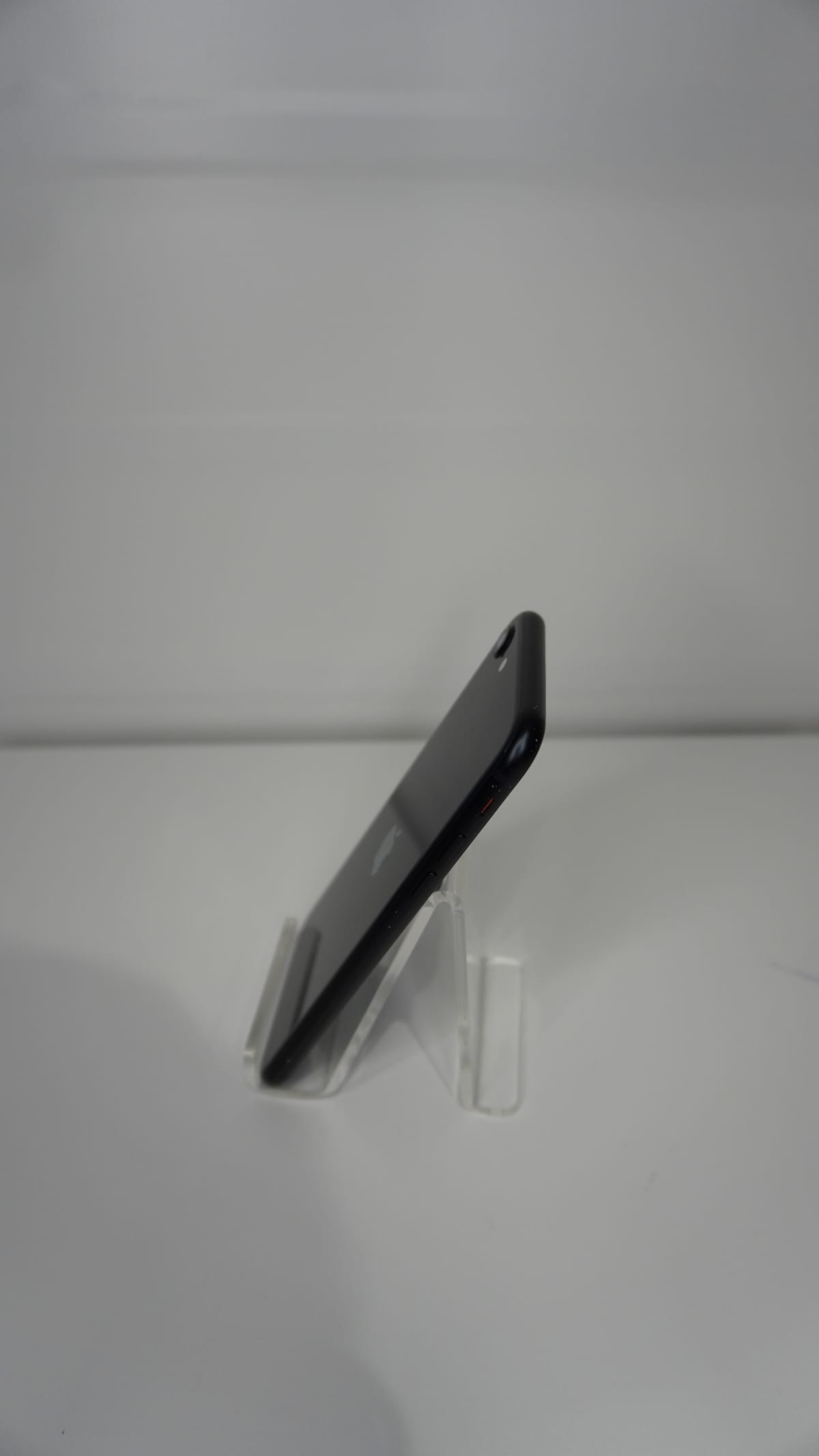 iPhone SE (2022) 64GB Midnight (Heel goed)