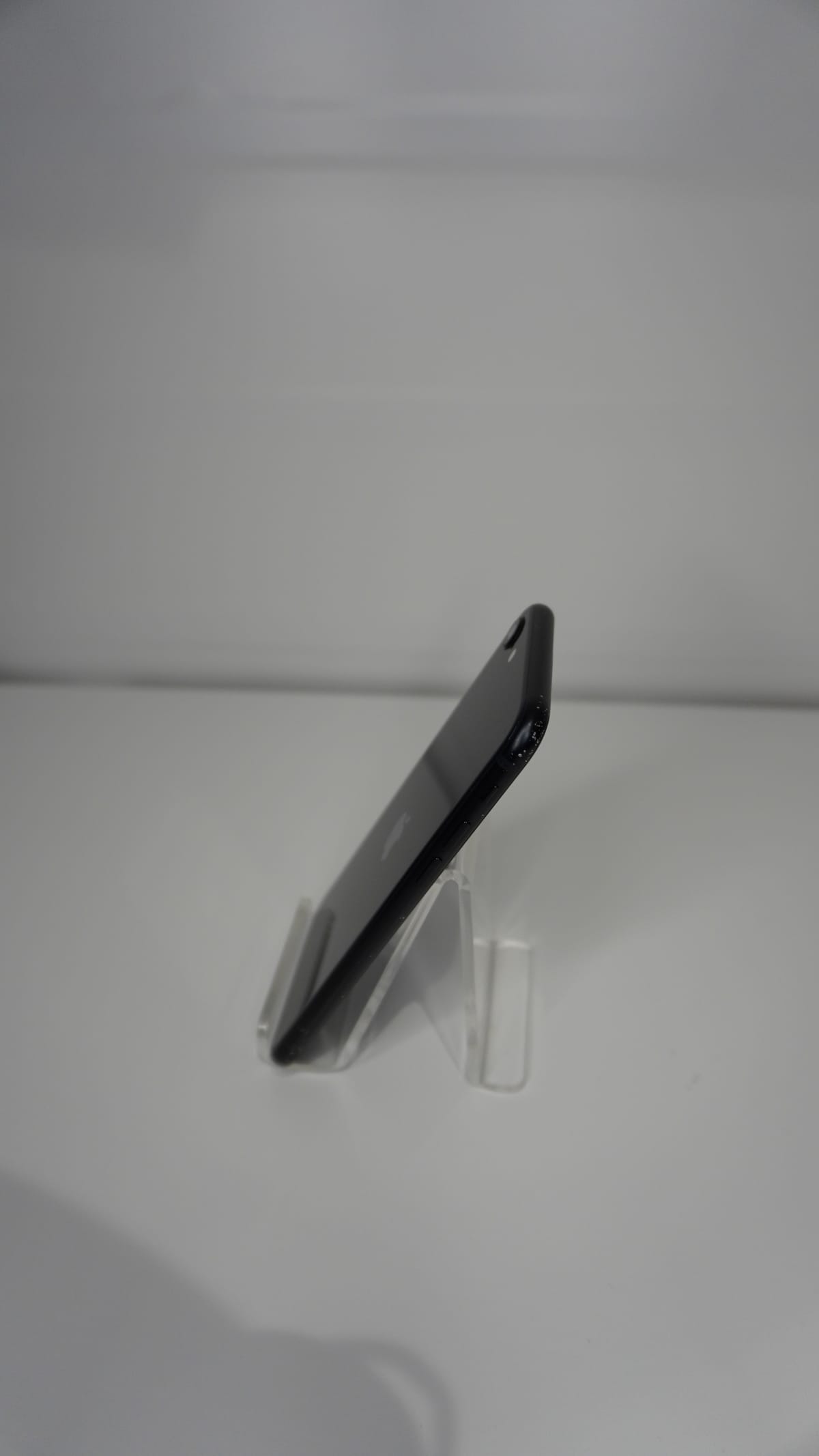 iPhone SE (2022) 64GB Midnight (Heel goed)