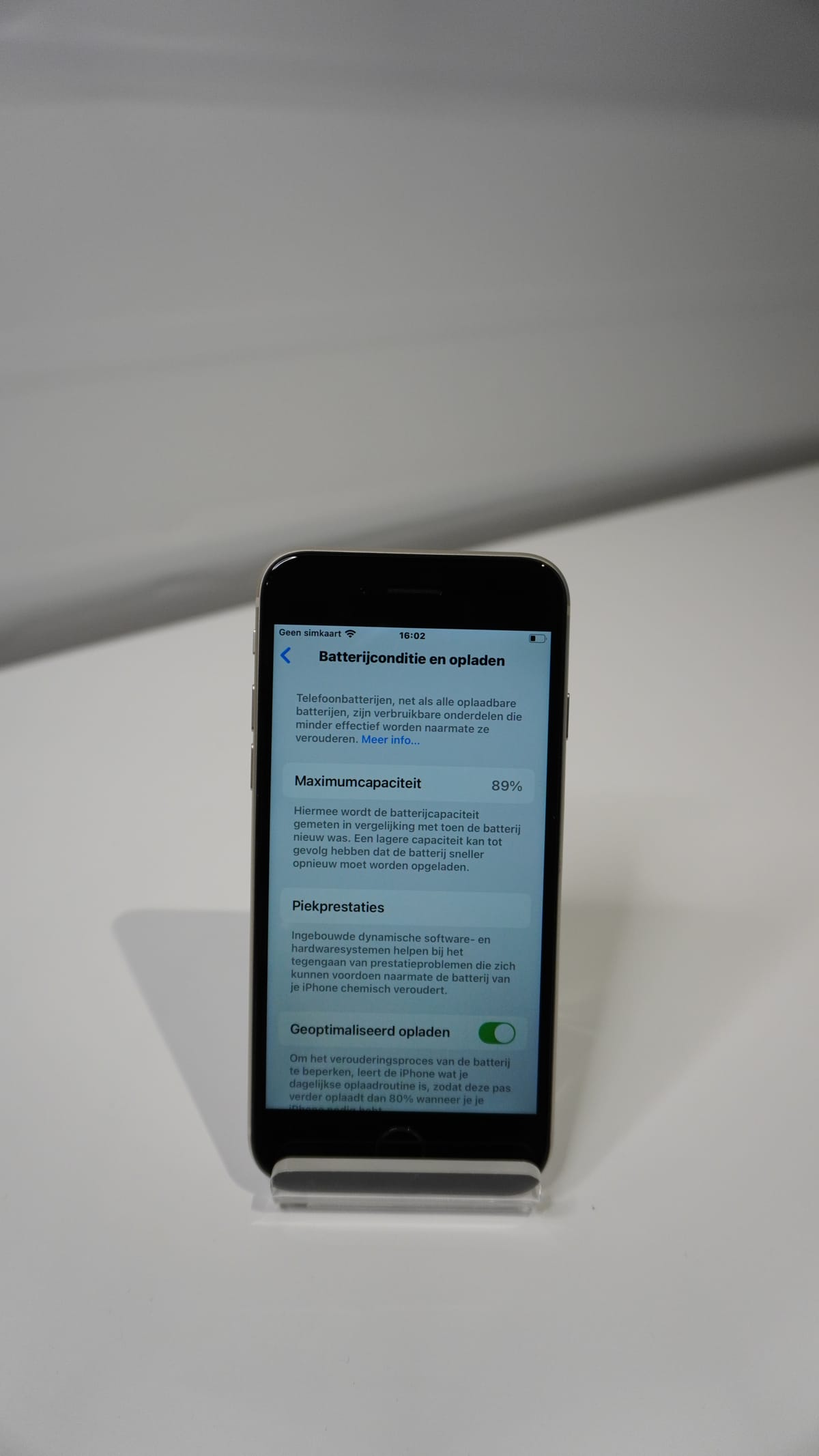 iPhone SE (2022) 64GB Starlight (Uitstekend)