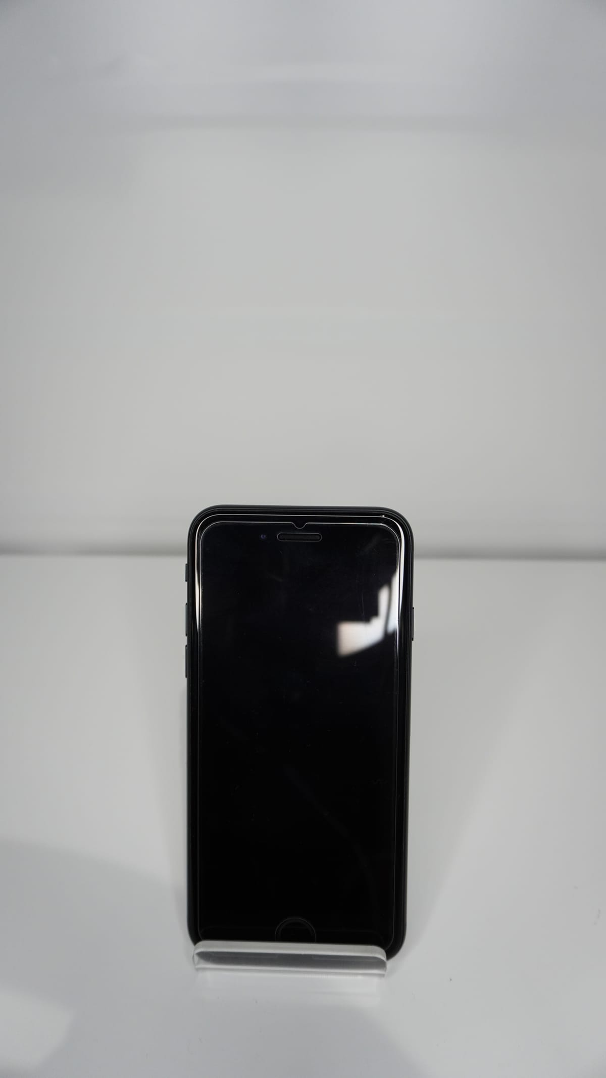 iPhone SE (2022) 64GB Midnight (Uitstekend)