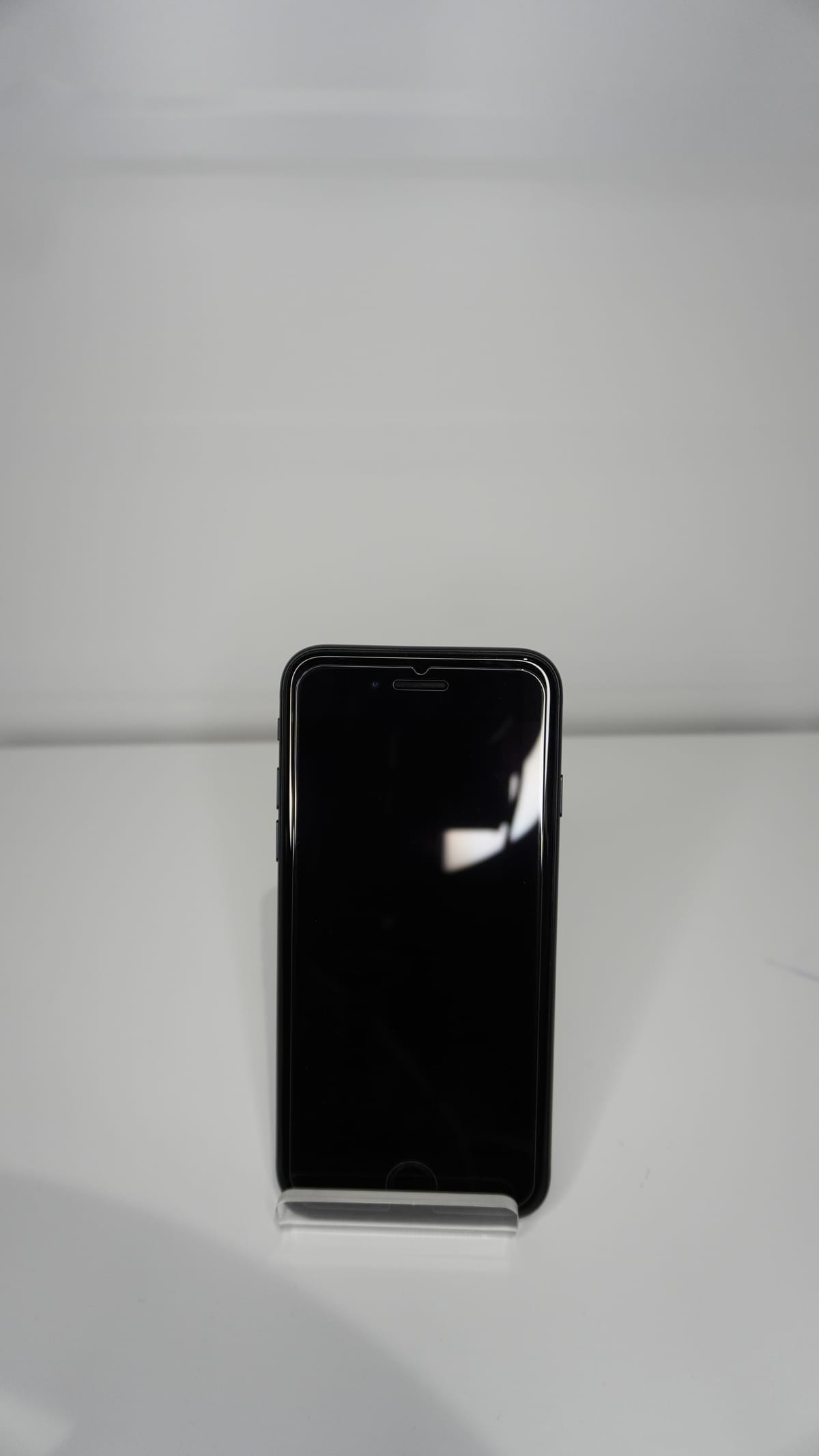 iPhone SE (2022) 64GB Midnight (Uitstekend)
