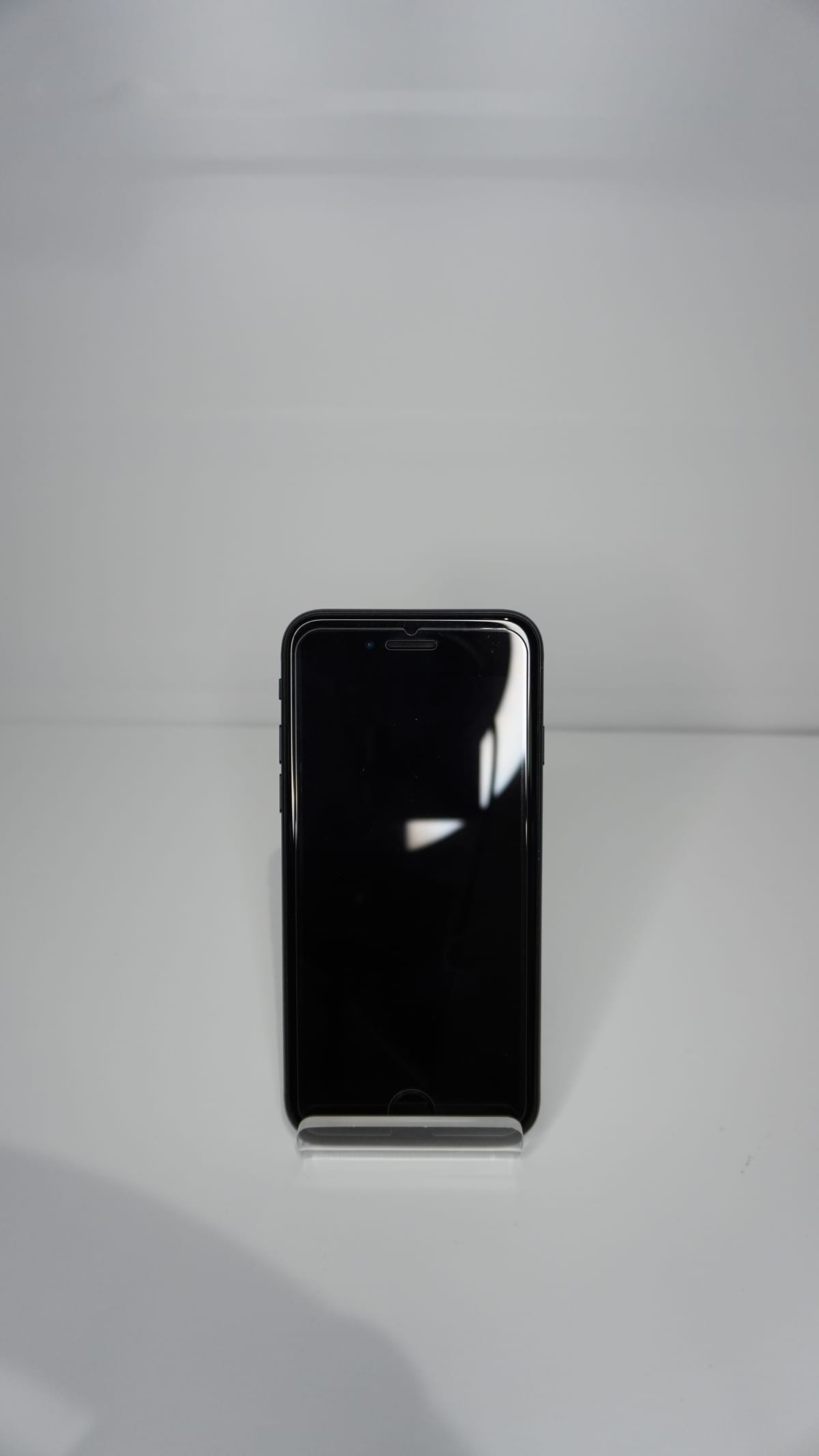 iPhone SE (2022) 64GB Midnight (Heel goed)