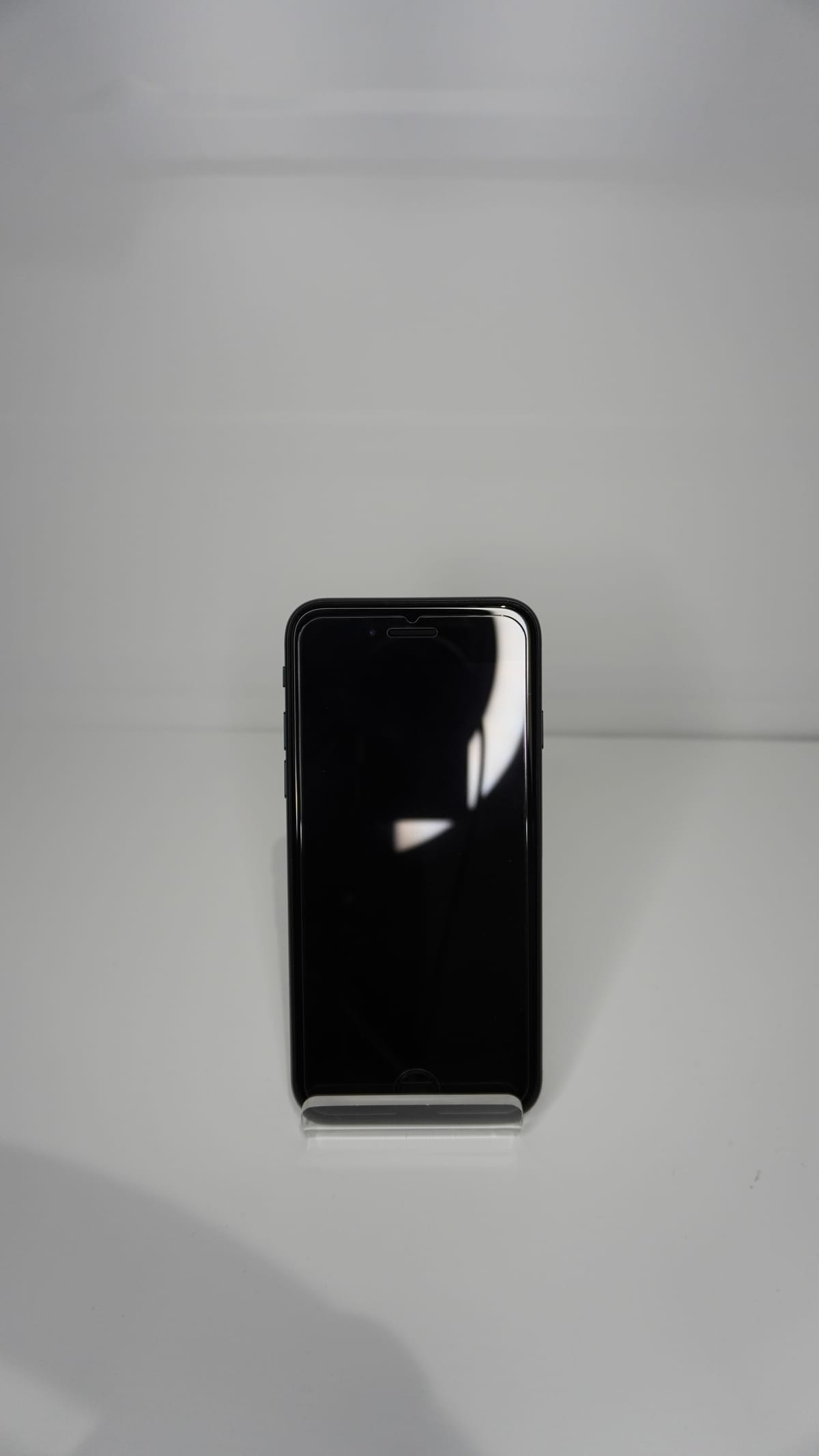 iPhone SE (2022) 64GB Midnight (Uitstekend)